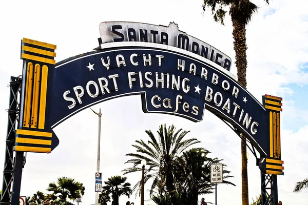 Los Angeles Usa Oct 2015 Welcoming Arch Santa Monica California — Stock Photo, Image