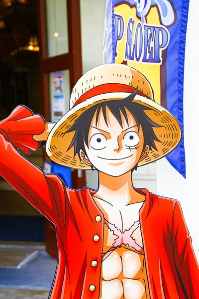 Nagasaki, Japonya - 13 Mayıs 2013: Japon manga ve animasyon One Piece in Nagasaki Huis Ten Bosch 'tan Monkey D.Luffy' nin fotoğrafı. Luffy Hasır şapkalı bir korsan ekibinin lideri..