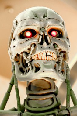 OSAKA, JAPONYA - 13 Nisan 2019: Terminatör 3D 'deki T-800 Uç iskeletinin fotoğrafı