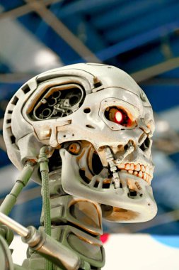 OSAKA, JAPONYA - 13 Nisan 2019: Terminatör 3D 'deki T-800 Uç iskeletinin fotoğrafı