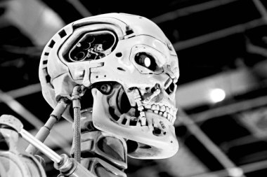 OSAKA, JAPONYA - 13 Nisan 2019: Terminatör 3D 'deki T-800 Uç iskeletinin fotoğrafı