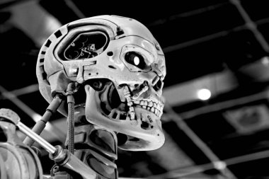 OSAKA, JAPONYA - 13 Nisan 2019: Terminatör 3D 'deki T-800 Uç iskeletinin fotoğrafı