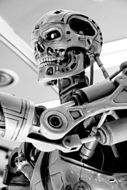 OSAKA, JAPONYA - 13 Nisan 2019: Terminatör 3D 'deki T-800 Uç iskeletinin fotoğrafı