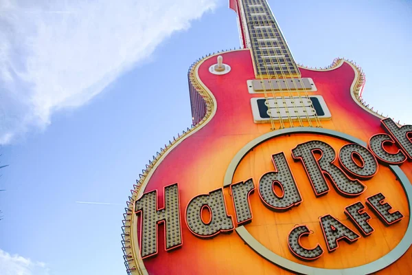 Las Vegas, ABD - 2009 Ekim 2016: Hard Rock Hotel Las Vegas, ABD 'deki Hard Rock Cafe restoranının Iconic tabelası. Hard Rock Cafe temalı restoranlar zinciri..