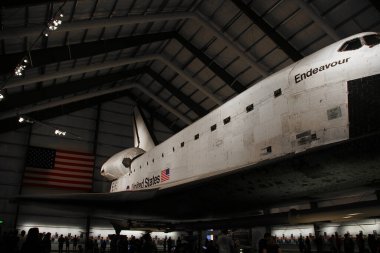 Los Angeles, CA - 12 Ekim 2016: Kaliforniya Bilim Merkezi 'nde NASA Uzay Mekiği Endeavor Uzay Mekiği.