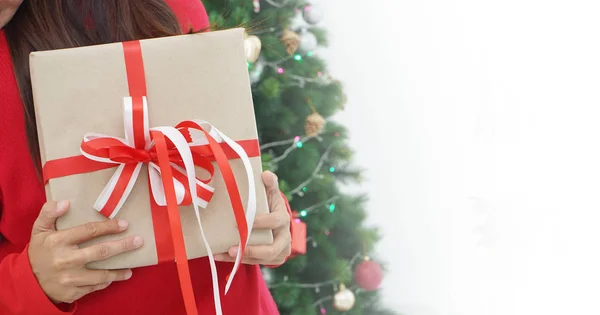 Give Surprise Gift Christmas Day — Stock Photo, Image