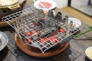 Tay tarzında açık büfe ızgara fırında ızgara