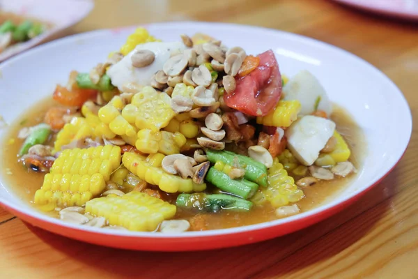 Ensalada Papaya Con Maíz Som Tum Kao Pod Comida Tailandesa — Foto de Stock