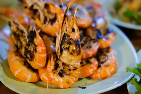 烤虾是一种非常美味的海鲜 — 图库照片