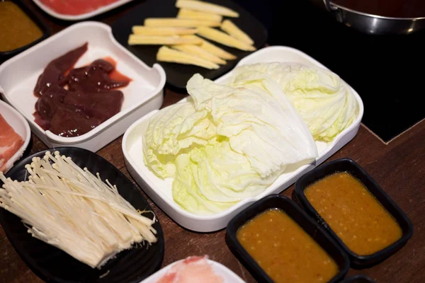 Hotpot Sukiyaki Com Carne Porco Legumes Variedade Restaurante — Fotografia de Stock