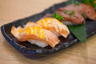 Suşi, set farklı türde Japon yemekleri Japon yemekleri, close up adlı suşi .