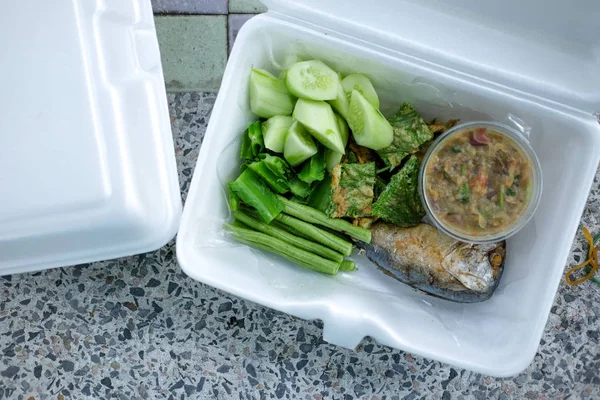 Mackerel Fish Chili Spicy Sauce Boiled Vegetables Put Foam Box — Stock Photo, Image