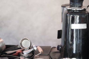 Yapmak kahve ve aracı kapat 