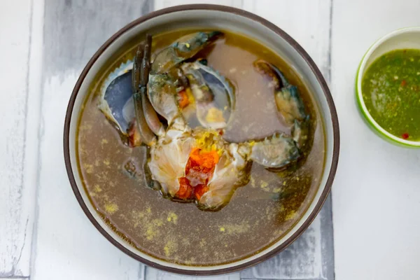 Deniz Yengeç yumurta balık sos turşusu