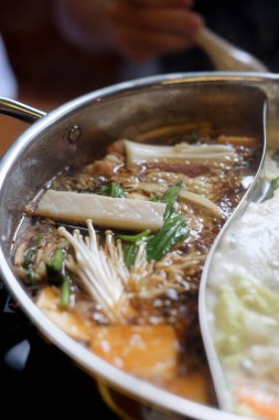 Güveç sebze ve domuz