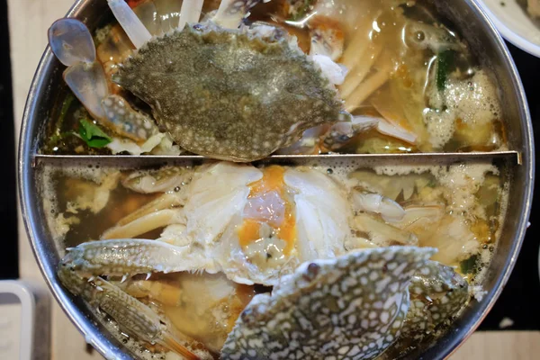 Sea crabs in the pot shabu-shabu — Stock Photo, Image
