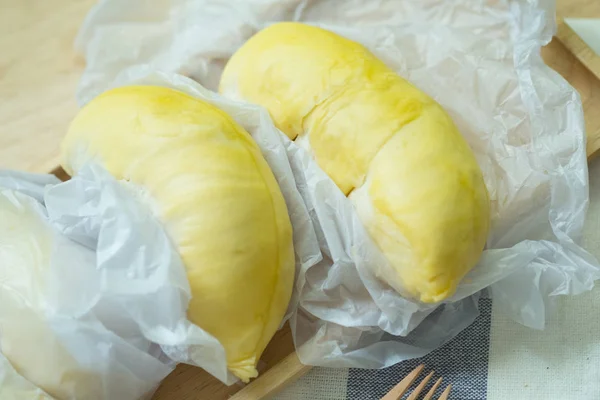 Durian adalah buah asia memiliki kuning dan bau — Stok Foto