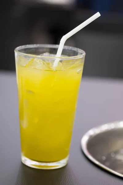 Glass of iced japanese green tea — Stock Photo, Image