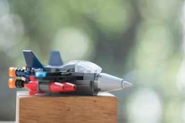 Askeri oyuncak jet uçağı