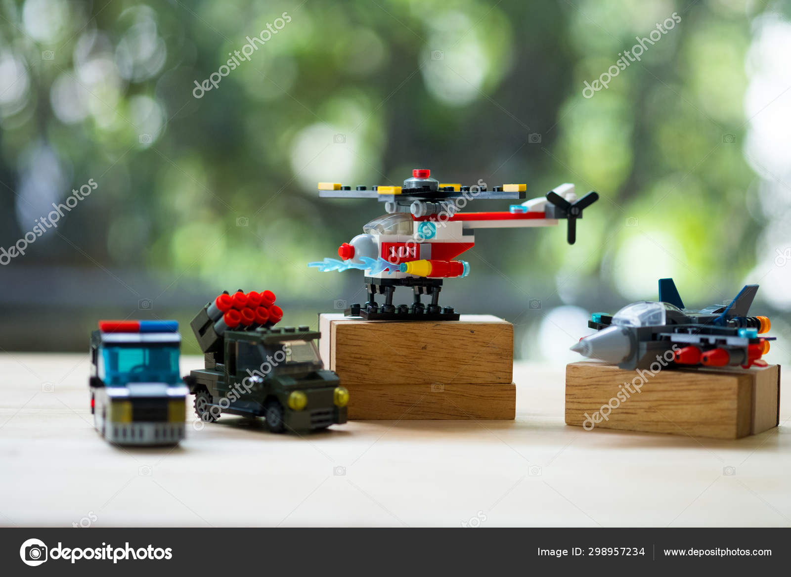 miniature toy vehicles