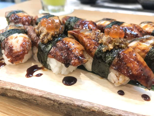 Unagi sushi nastavit Japonsko úhoř. — Stock fotografie