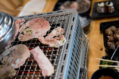 Sobayda ızgara et dilimleri