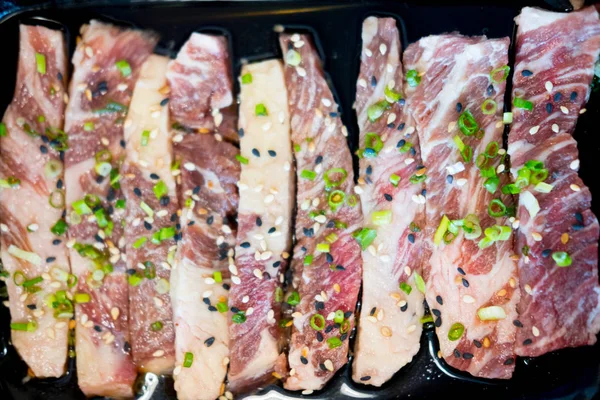 Raw de carne preparar para grelhar no restaurante — Fotografia de Stock