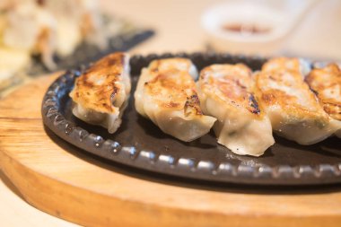 Orjinal Asya hamur tatlısı gyoza 