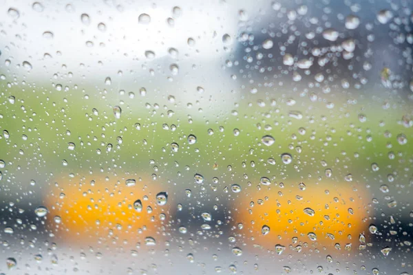 Gotas de agua en la ventana. — Foto de Stock