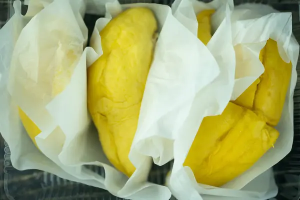 Durian Dalam Kotak Plastik Transpirasi Siap Dijual Thailand — Stok Foto