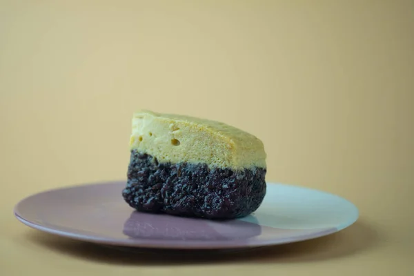 Riz Noir Collant Thaïlandais Avec Crème Aux Œufs Sur Plat — Photo