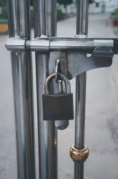 Cerradura Llave Maestra Valla Aluminio Casa —  Fotos de Stock