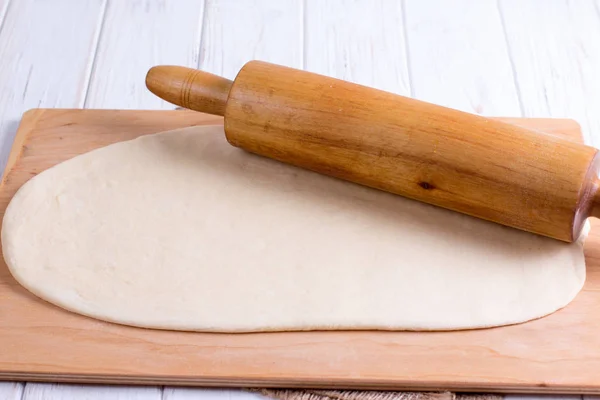 Fresh Raw Dough Rolling Pin Wooden Background — Stock Photo, Image