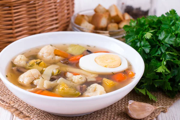 Sup Sayuran Dengan Kubis Kacang Kacangan Ayam Telur Hidangan Sehat — Stok Foto