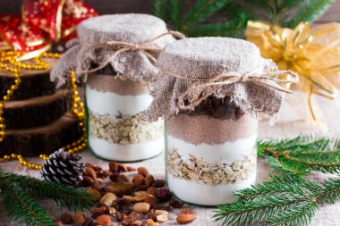 Çikolata kurabiye karışımı cam Noel hediyesi için