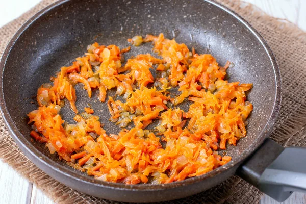 Рубленая Морковь Жарящаяся Сковороде Здоровое Питание Образ Жизни Продукты Питания — стоковое фото
