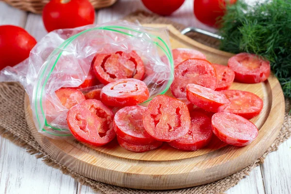 Κατεψυγμένες κόκκινες ντομάτες — Φωτογραφία Αρχείου