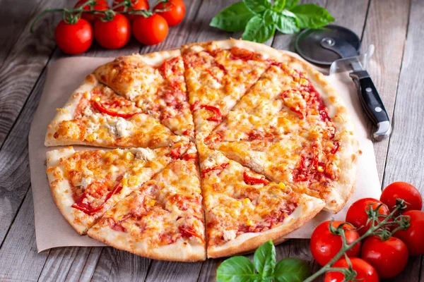 Delicious Italian Pizzas Served Wooden Table Still Life — Stock Photo, Image