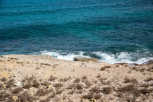 Onde sulla costa, isola di Maiorca Spagna — Foto Stock