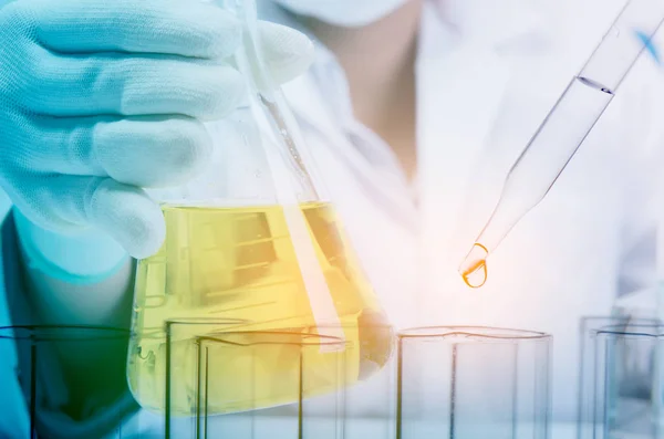 Bilim Laboratuvarı ekipmanları ve bilim deneyleri