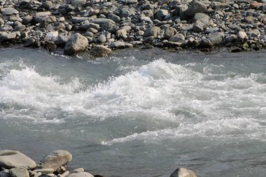 Dağ nehri, Mzymta, Eylül 2019