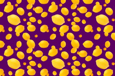 Mor arka planda limonlu pankart