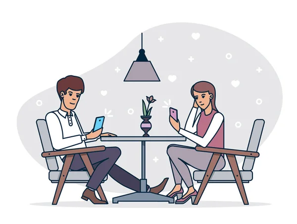 Birlikte kafede romantik bir akşam yemeği yerken flört çift akıllı telefonlar tarama. — Stok Vektör