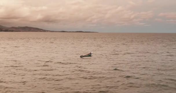 อชาวประมงก งออกทะเลในแอฟร — วีดีโอสต็อก