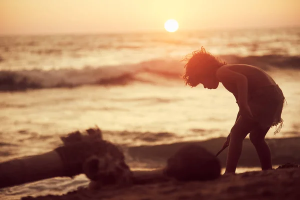 Mowgli Boy Curly Hair Playing Stick Ocean Golden Sunset — Stock Photo, Image