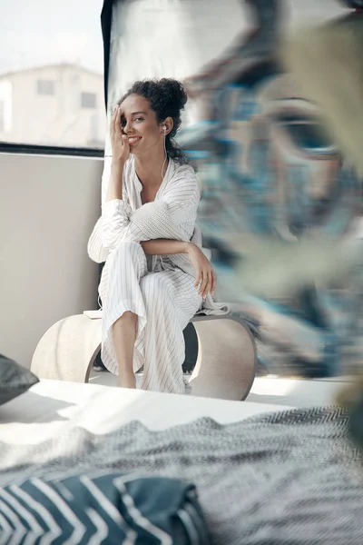 Young Beautiful Girl Pajama Having Fun Her Bedroom Scandinavian Design — Stock Photo, Image