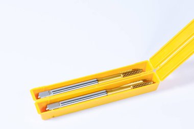 Metal iplik için dokunun. Metal işleme aracı. Boşluğu kopyala.
