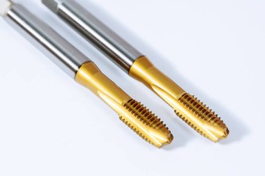 Metal iplik için dokunun. Metal işleme aracı.