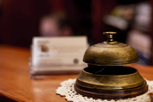 Old doorbell at hotel entrance — Stock Photo, Image