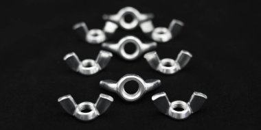 Derinlik odaklı ve odaksız üçüzlere göre dizilmiş kanat fındıkları